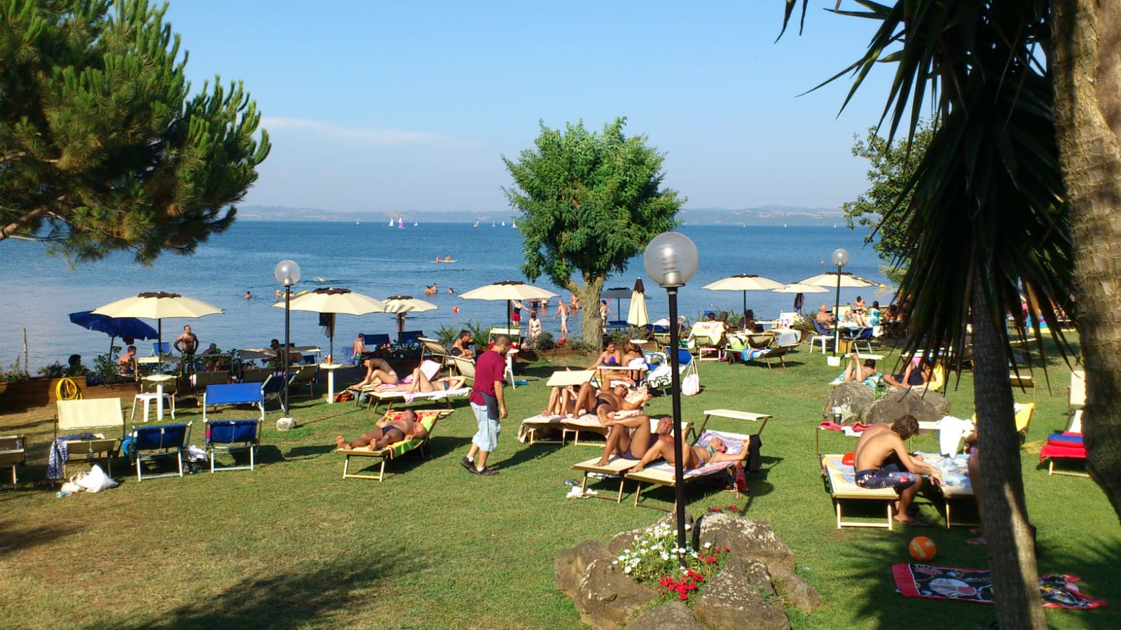 Lido Viva Bracciano, giornata al lago