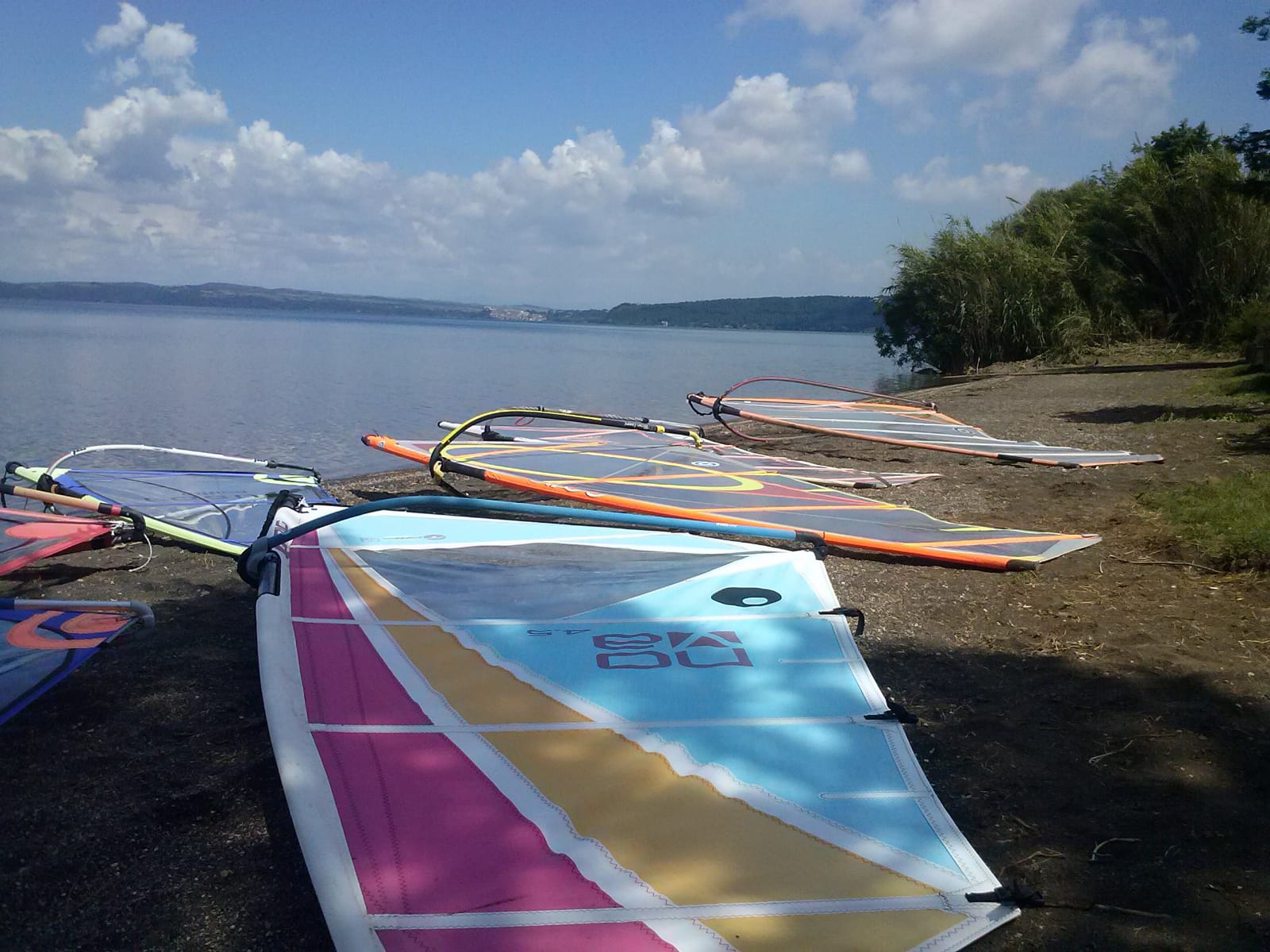 Spiaggia e attrezzature windsurf, Viva